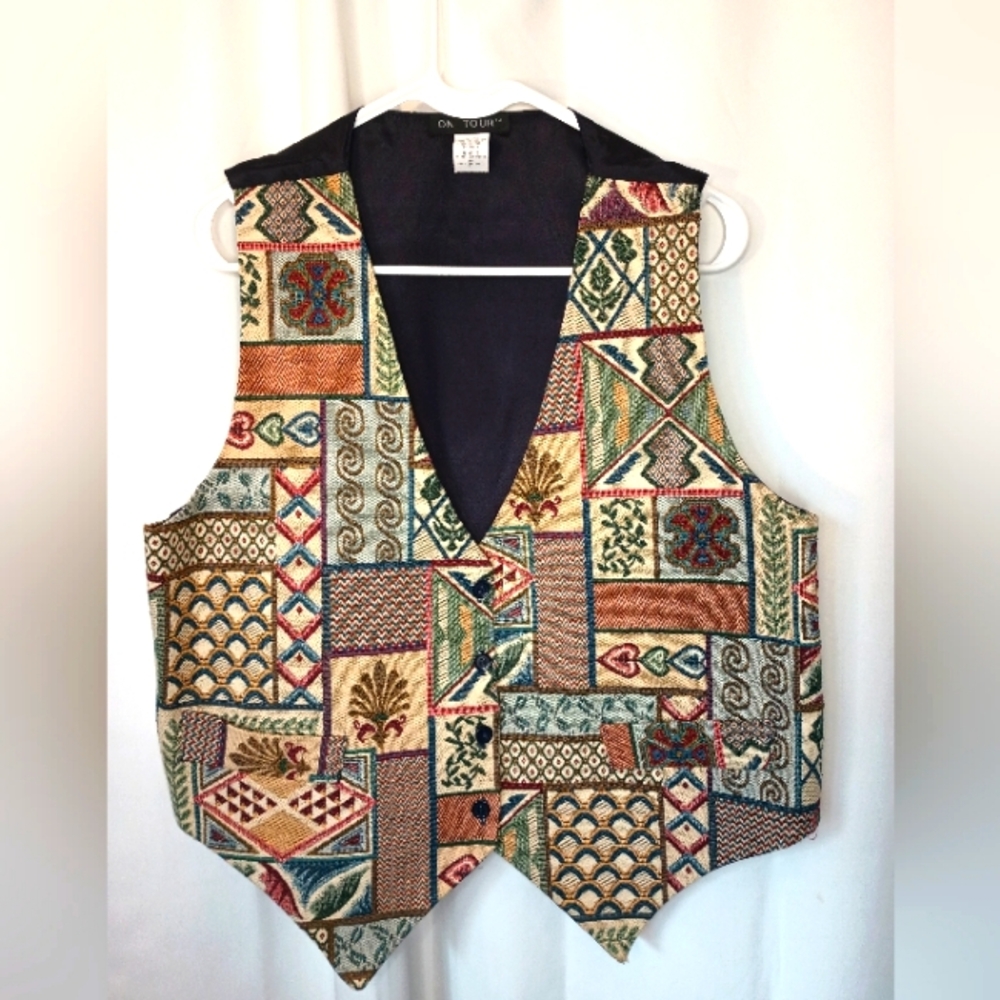 Vintage On Tour Patchwork Tapestry Vest Large Button Eclectic Artsy Cottage 90s